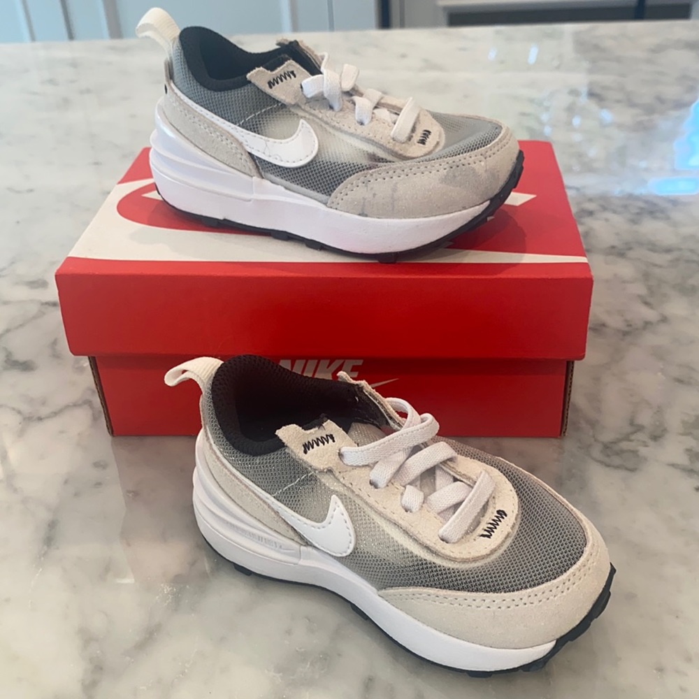 Toddler Nike Waffle One Shoes Size 5c